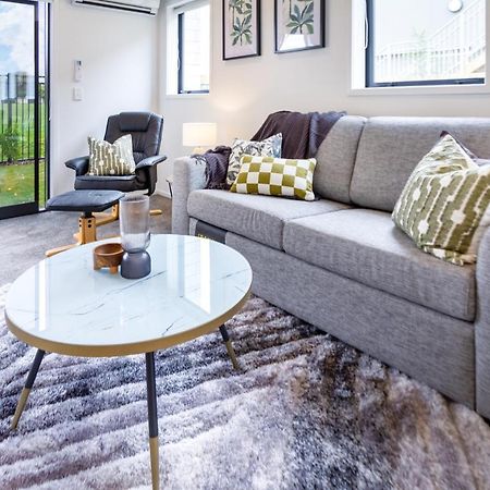 Peaceful Park View Townhouse 2 Bed W/Carpark Apartment Christchurch Luaran gambar