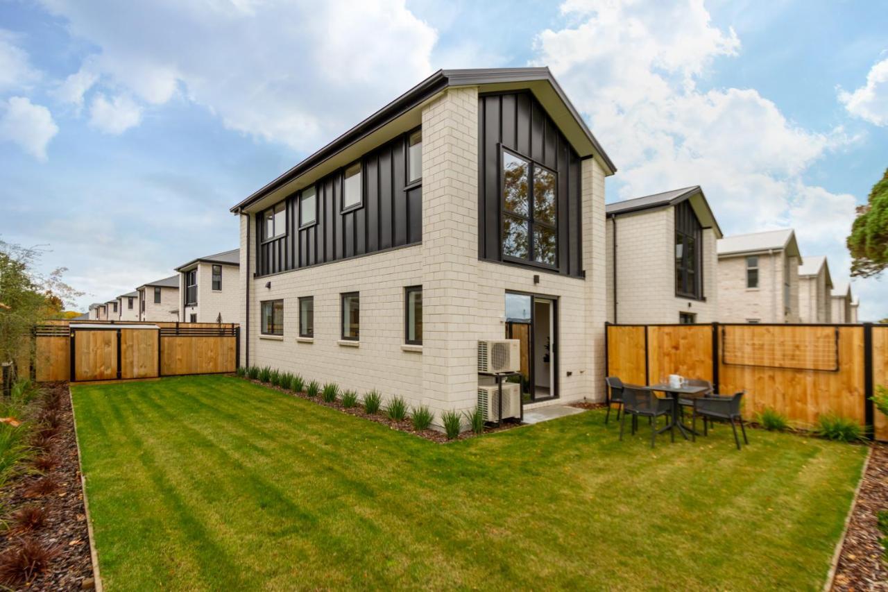 Peaceful Park View Townhouse 2 Bed W/Carpark Apartment Christchurch Luaran gambar