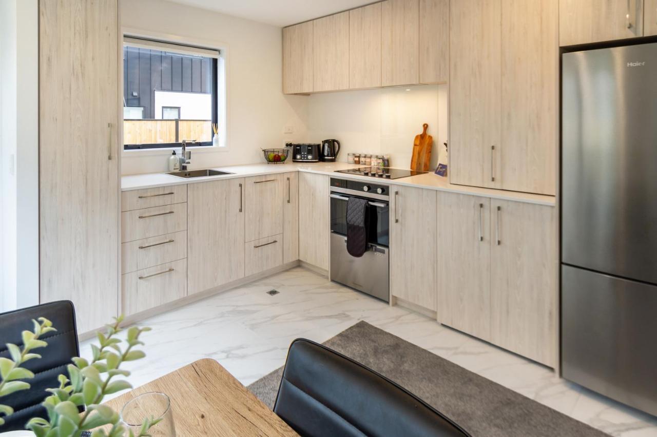 Peaceful Park View Townhouse 2 Bed W/Carpark Apartment Christchurch Luaran gambar